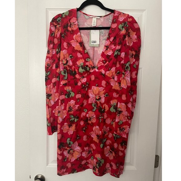 CLOSET CLEANOUT: H&M NWT Patterned Puff-sleeved Dress - Picture 5 of 5